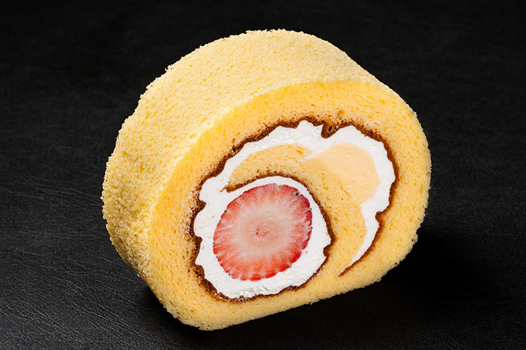 いちごのロールケーキ