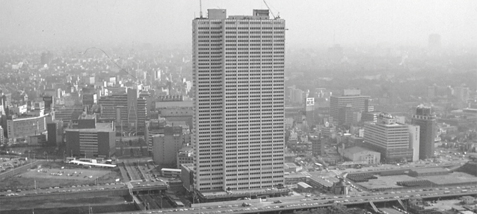 京王プラザホテルが「プラザ（＝広場）」と名付けられた理由